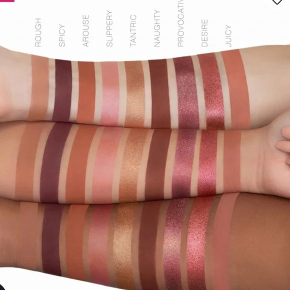 Huda Beauty Naughty Nude Eyeshadow Palette - Picture 3 of 11